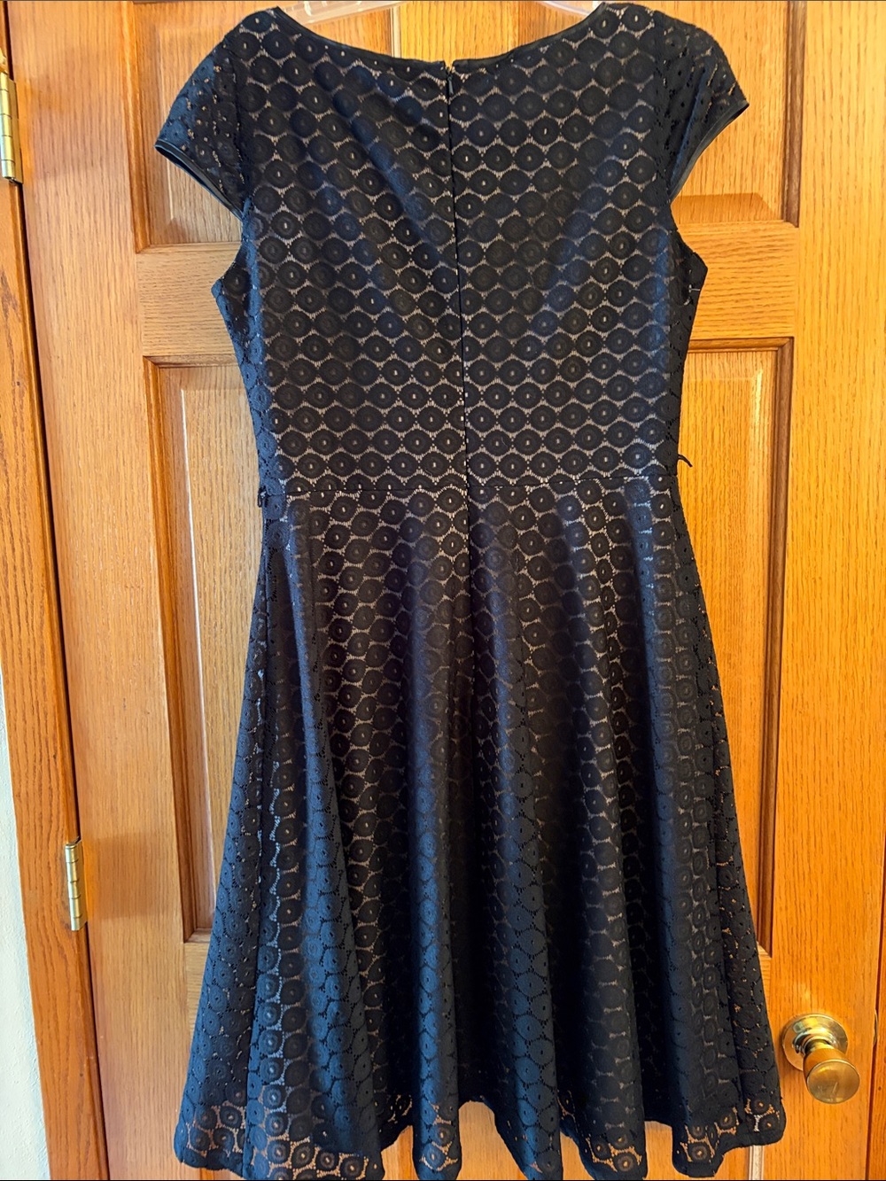 Kasper Black Tan Lace Overlay Dress cocktail party Size 10